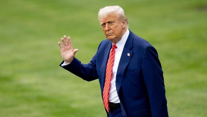 Trump: Fed Başkanı Powell derhal istifa etmeli