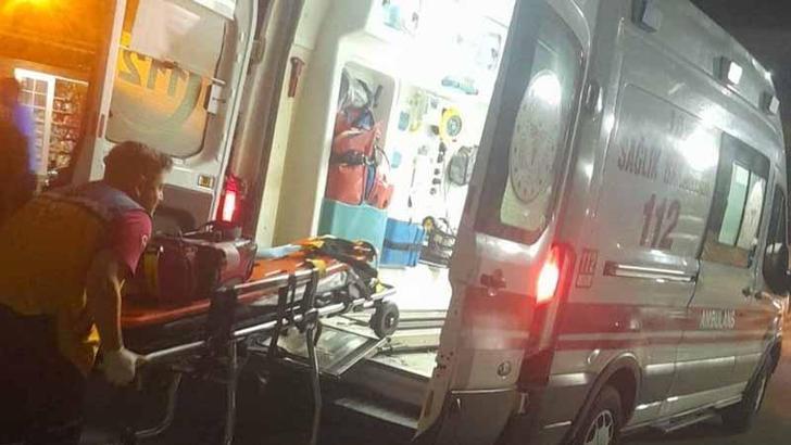 Minibüs ile çarpışan motosikletin sürücüsü ağır yaralandı