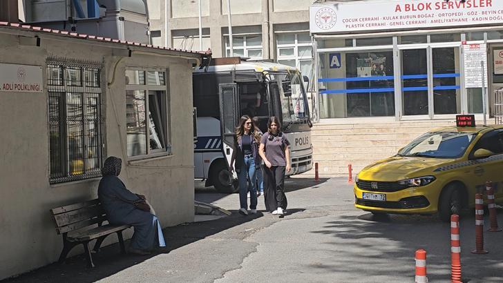 İstanbul- Saraçhane'de gözaltına alınan 34 şüpheli adliyeye sevk edildi