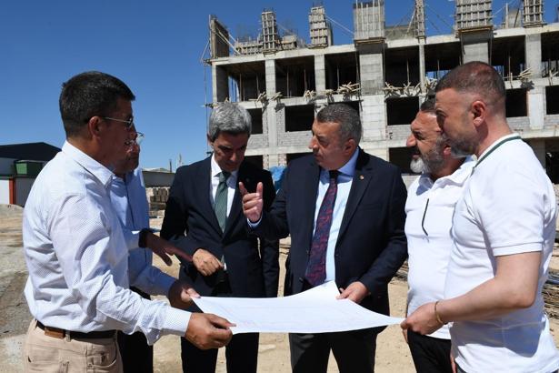 Malatya'ya TOBB Lisesi'nde inşaat çalışmaları sürüyor