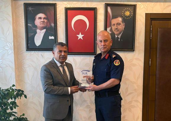 Jandarma komutanından SGK müdürüne ziyaret