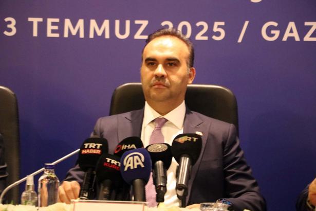 Bakan Kacır: Yeşil dönüşüme öncülük edecek projelere 2 milyon TL destek vereceğiz (2)