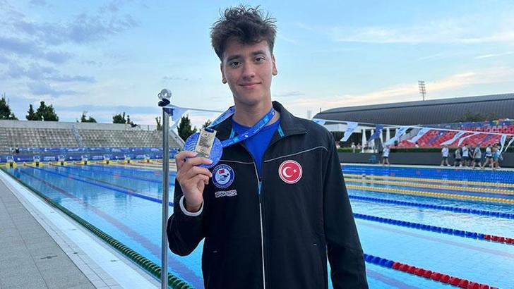 Milli yüzücü Kuzey Tunçelli, üst üste 3’üncü kez Avrupa gençler şampiyonu