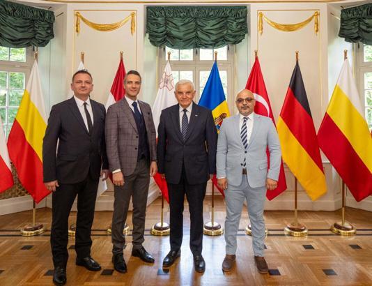 Bornova'dan Avrupa'ya yerel iş birliği köprüsü