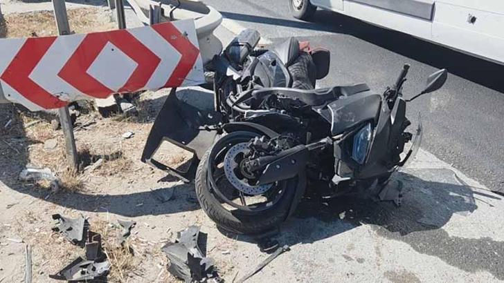 Büyükçekmece'de motosiklet ile otomobil çarpıştı; 1 kişi öldü