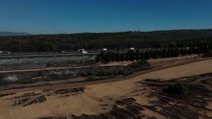 İzmir Buca'daki yangın 2'nci gününde; ekipler alevlerin içinde kaldı / Ek fotoğraflar
