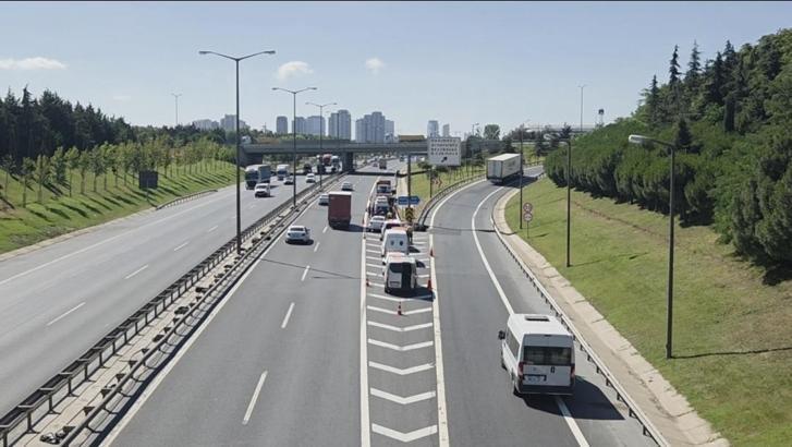 İstanbul- Büyükçekmece'de motosiklet ile otomobil çarpıştı; 1 kişi öldü