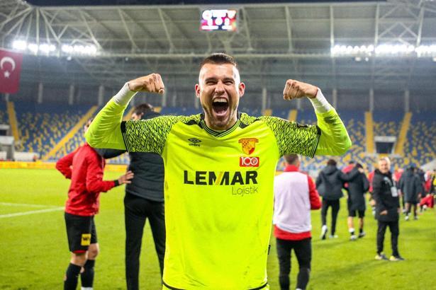 Göztepe'de kaleci belirsizliği