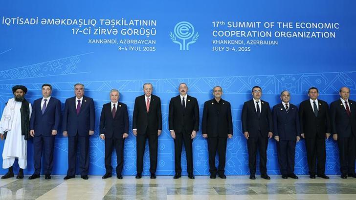 Ekonomik İşbirliği Teşkilatı 17'nci Zirvesi Azerbaycan'da başladı