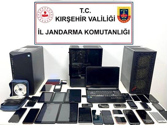 Kırşehir merkezli 6 ilde dolandırıcılık operasyonu: 14 gözaltı