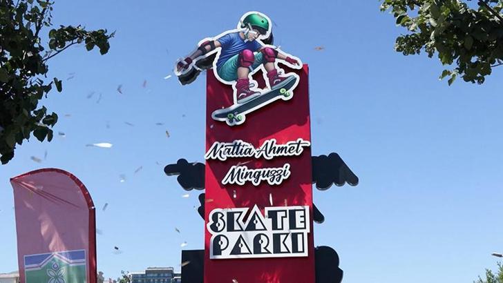 Bakan Bak: Mattia Ahmet Minguzzi bir sembol