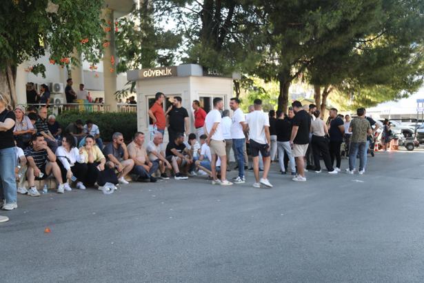 Manavgat Belediyesi'ne 'rüşvet' ve 'yolsuzluk' operasyonu; Başkan Kara gözaltına alındı (5)