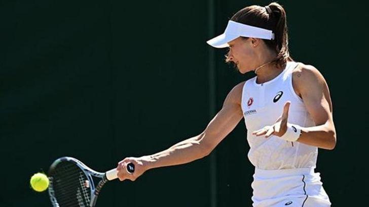 Zeynep Sönmez Wimbledon'da çiftlerde ikinci turda elendi