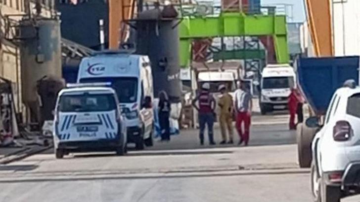 Yalova'da tersanede üzerine vinç düşen işçi hayatını kaybetti