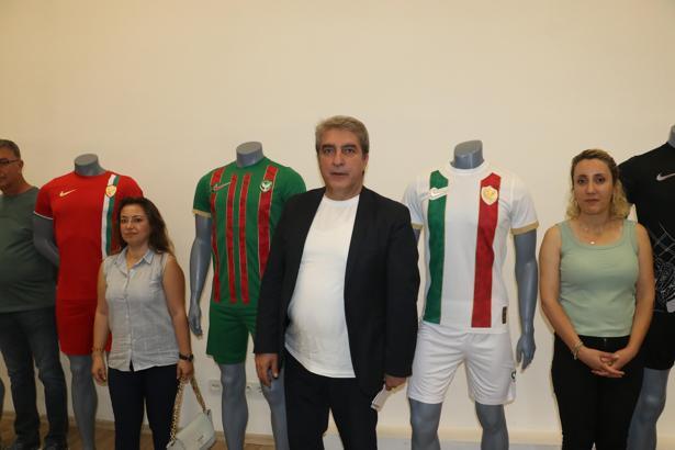 Amed Sportif Faaliyetler Başkanı Baysal: Aytaç Kara’yı da transfer ederken Süper Lig kulüpleriyle rekabet içerisindeydik