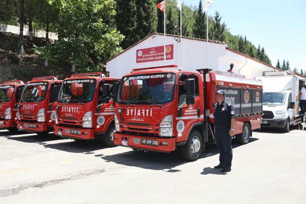 Muğla'da 25 kırsal mahalleye yangın tankeri, 6 mahalleye dar alan itfaiye aracı