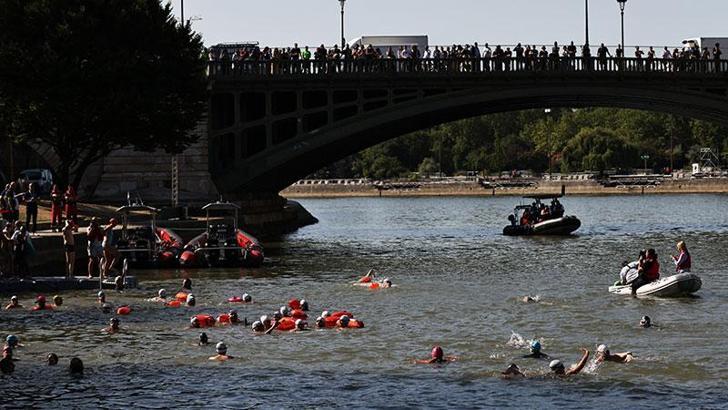 Paris’te Seine Nehri halkın kullanımına açıldı