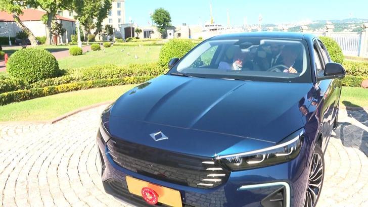 İstanbul - Cumhurbaşkanı Erdoğan, Togg’un yeni modeli T10F’yi test etti