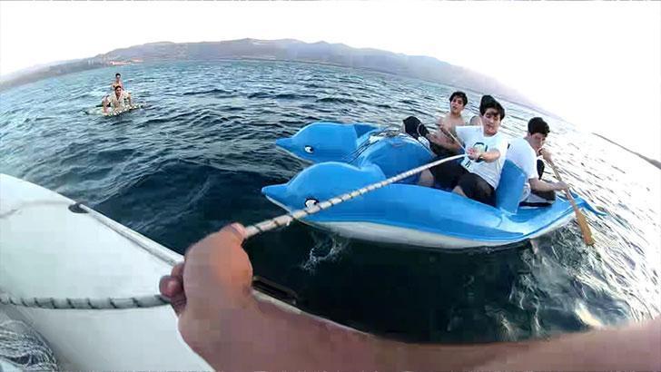 Sapanca Gölü’nde 2 saatte 4 ayrı olayda 17 kişi boğulmaktan kurtarıldı