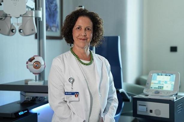 ‘Göz kapağı estetiği ameliyatı 40 yaş üzerindeki bireylerde daha çok görülüyor’