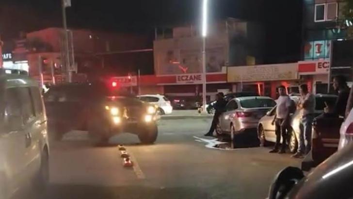 Annesini bıçakla yaralayan kardeşini öldürüldü