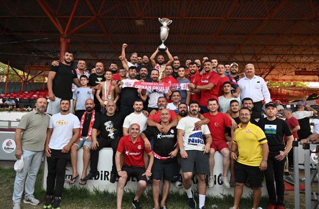 Okulu'yu kutlama ve karşılama töreni ertelendi