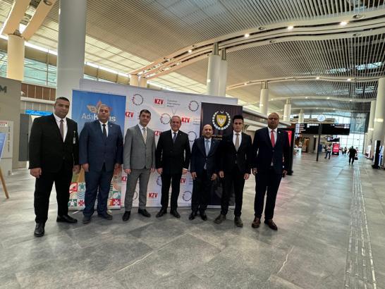 Çukurova Uluslararası Havalimanı’nda ‘Ada Kıbrıs’ projesi kapsamında resim sergisi açıldı