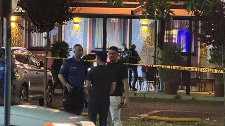Eğlence mekanında silahlı saldırı; 2 yaralı