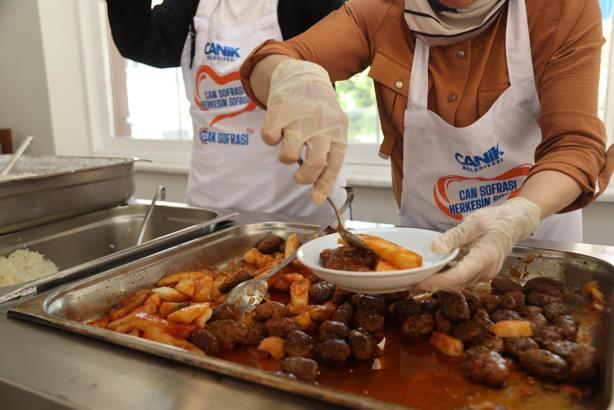 Canik’te ‘Can Sofrası’ hizmete başladı