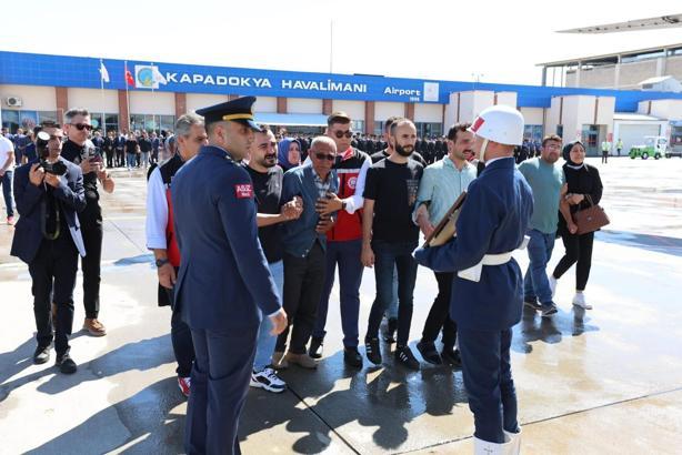 Şehit Özkanlı, öğrencilere burs ve harçlık veriyormuş (2)