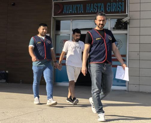 Uyuşturucu hükümlüsü kafede çay içerken yakalandı