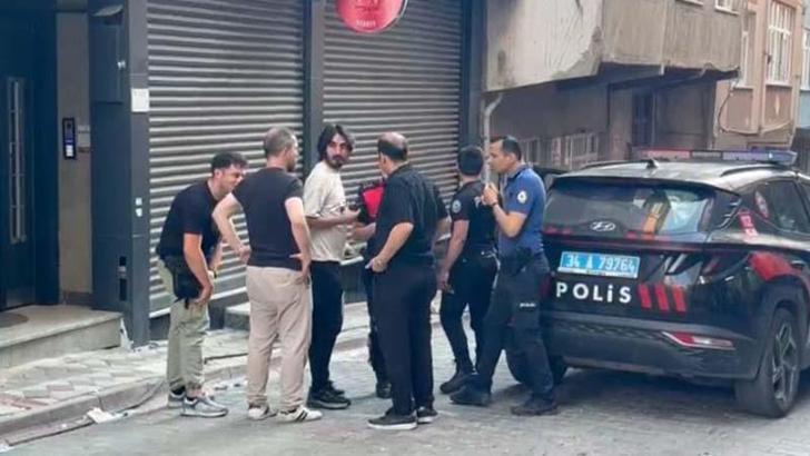 Sultangazi’de polis ekibine bıçak çeken şüpheli, takip sonrasında yakalandı