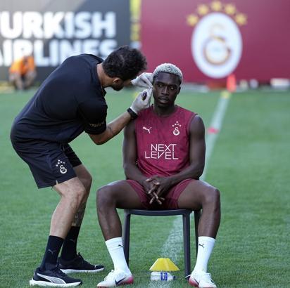 Galatasaray günü çift antrenmanla tamamladı