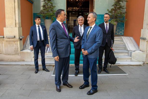 Haluk Görgün, TDT Genel Sekreteri Omuralıev ile görüştü