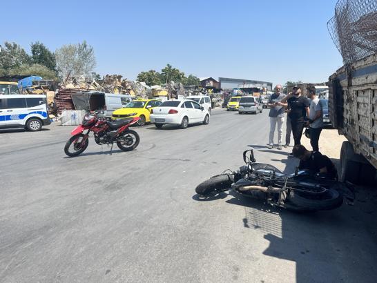 Edirne’de motosikletler çarpıştı; 2 yaralı