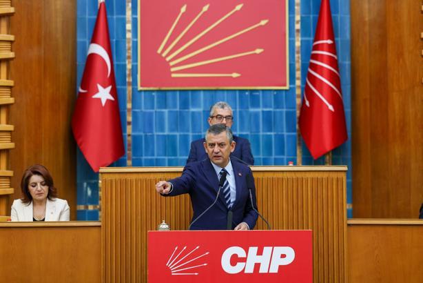 Özgür Özel: Darbeden yana değil, demokrasiden yana olanların tarafıdır CHP / Fotoğraflar