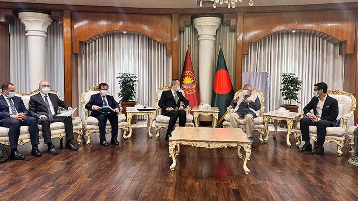 Haluk Görgün, Bangladeş Geçici Hükümeti Başkanı Yunus'u ziyaret etti