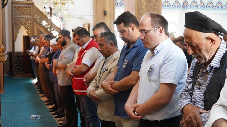 Pençe-Kilit Harekatı bölgesinde şehit olan 12 asker için Şırnak’ta gıyabi cenaze namazı kılındı