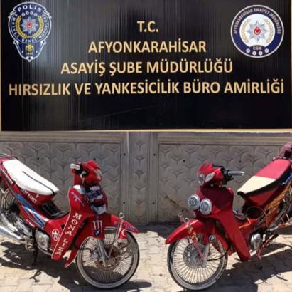 Yediemin otoparkından motosiklet hırsızlığı kamerada