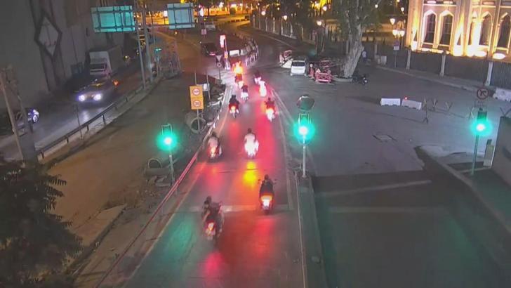 İstanbul - Beyoğlu’nda tüneli trafiğe kapatan 13 motosiklet sürücüsüne 133 bin lira ceza