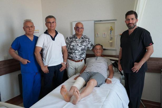 35 yıllık şikayeti 35 dakikada robotik ameliyatla sona erdi