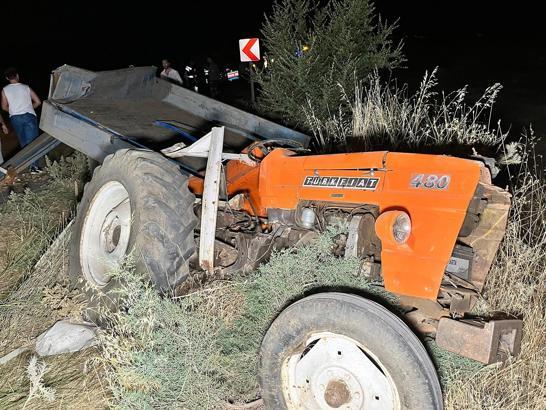 Hafriyat kamyonu traktöre arkadan çarptı; 1 ölü, 1 yaralı