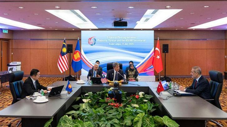 Bakan Fidan, Türkiye-ASEAN Sektörel Diyalog Ortaklığı Yedinci Üçlü Toplantısı'na katıldı