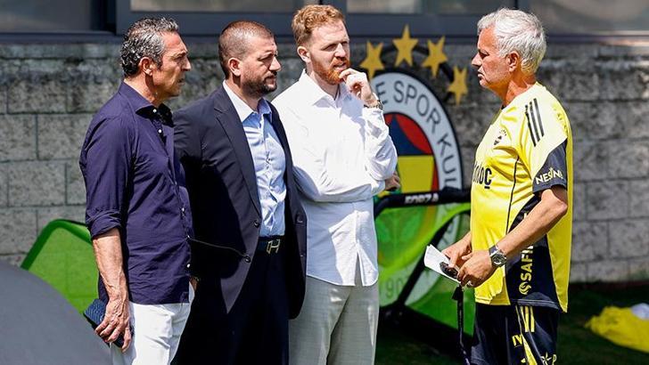 Fenerbahçe’de başkan Ali Koç antrenmanı takip etti