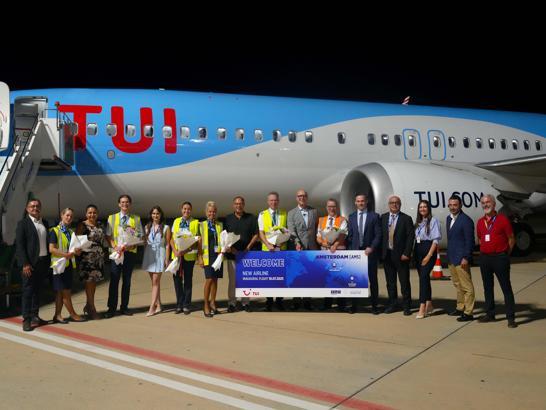 Amsterdam'dan ilk uçuş gerçekleşti