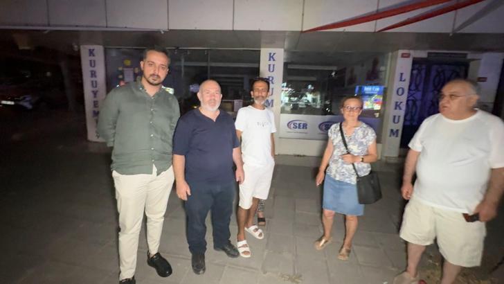 İstanbul- Avcılar'da kaldırımdaki elektrik panosu yandı; 3 gündür elektrikler kesik