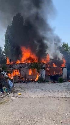 Amasya’da müstakil ev yangında küle döndü