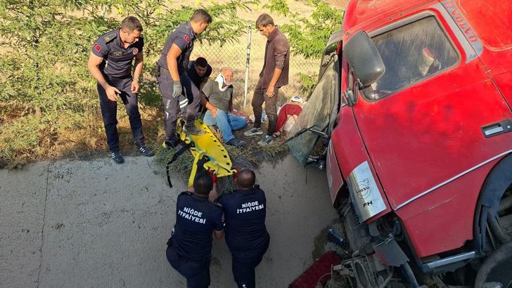 Niğde’de zincirleme kaza: 1’i ağır, 16 yaralı