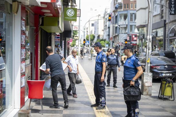 Mersin’de kaldırım ve yol işgaline denetim