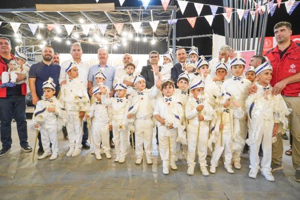 Batman’da, 529 yıllık Vakıf geleneğiyle 25 çocuk sünnet edildi